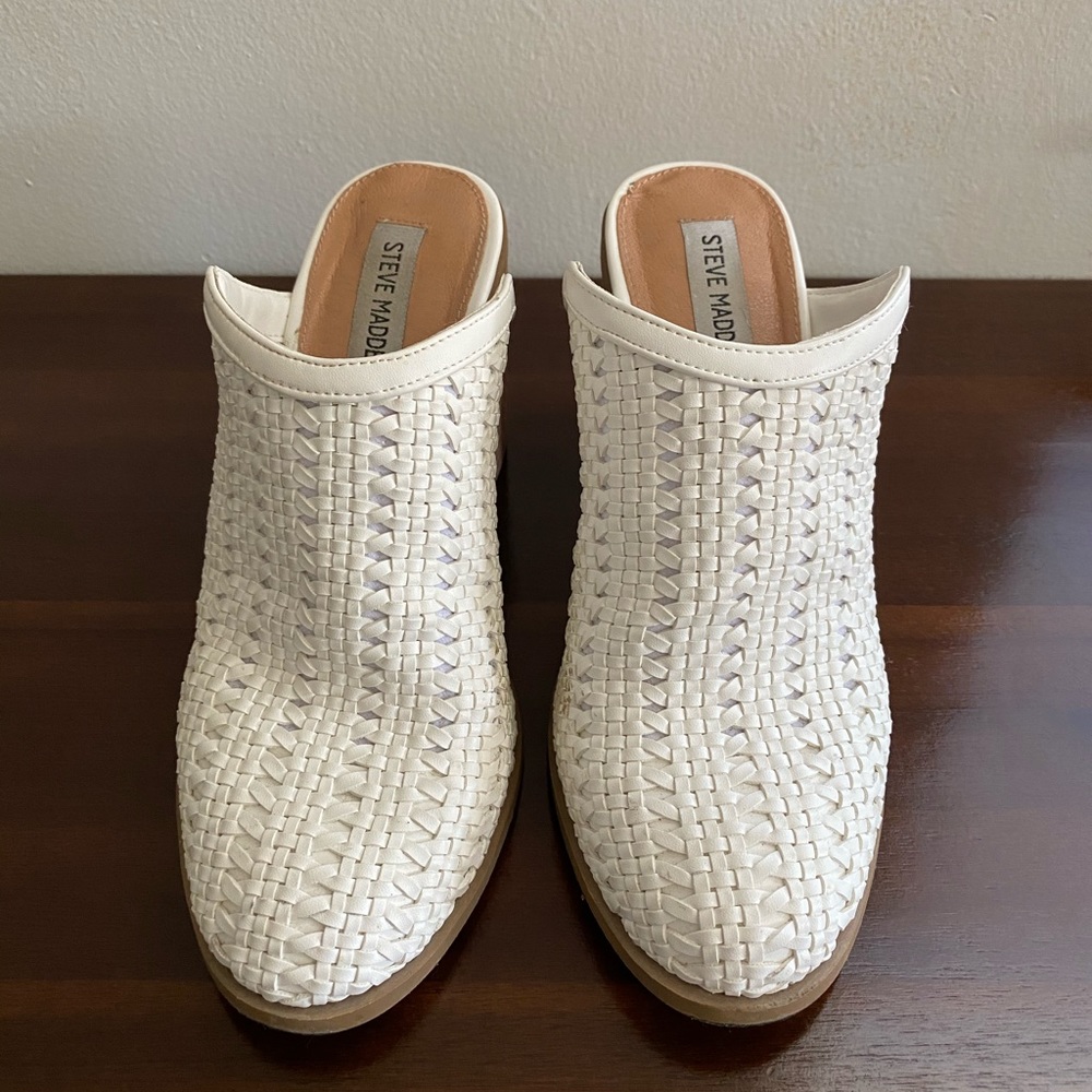 Steve Madden White Mules 8.5